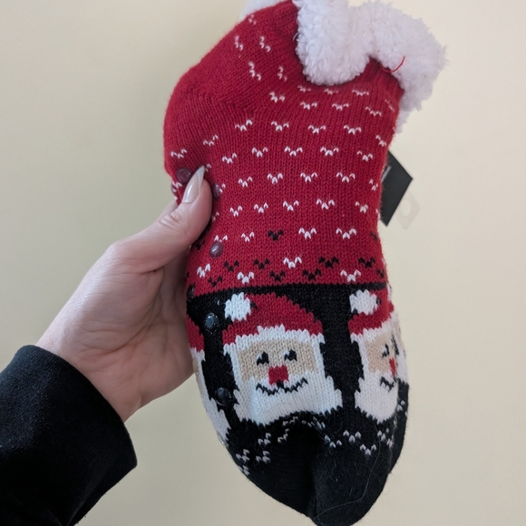 Red Santa Grip Socks One Size - Picture 4 of 6